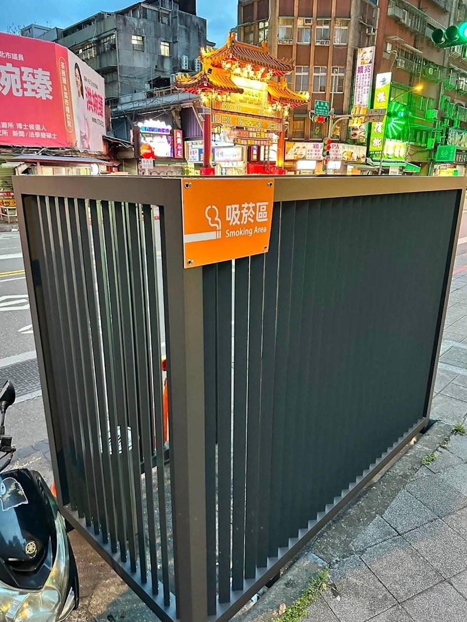 北市「狗籠吸菸區」惹議　議員實測點出4大問題：無菸城市不能只靠口號